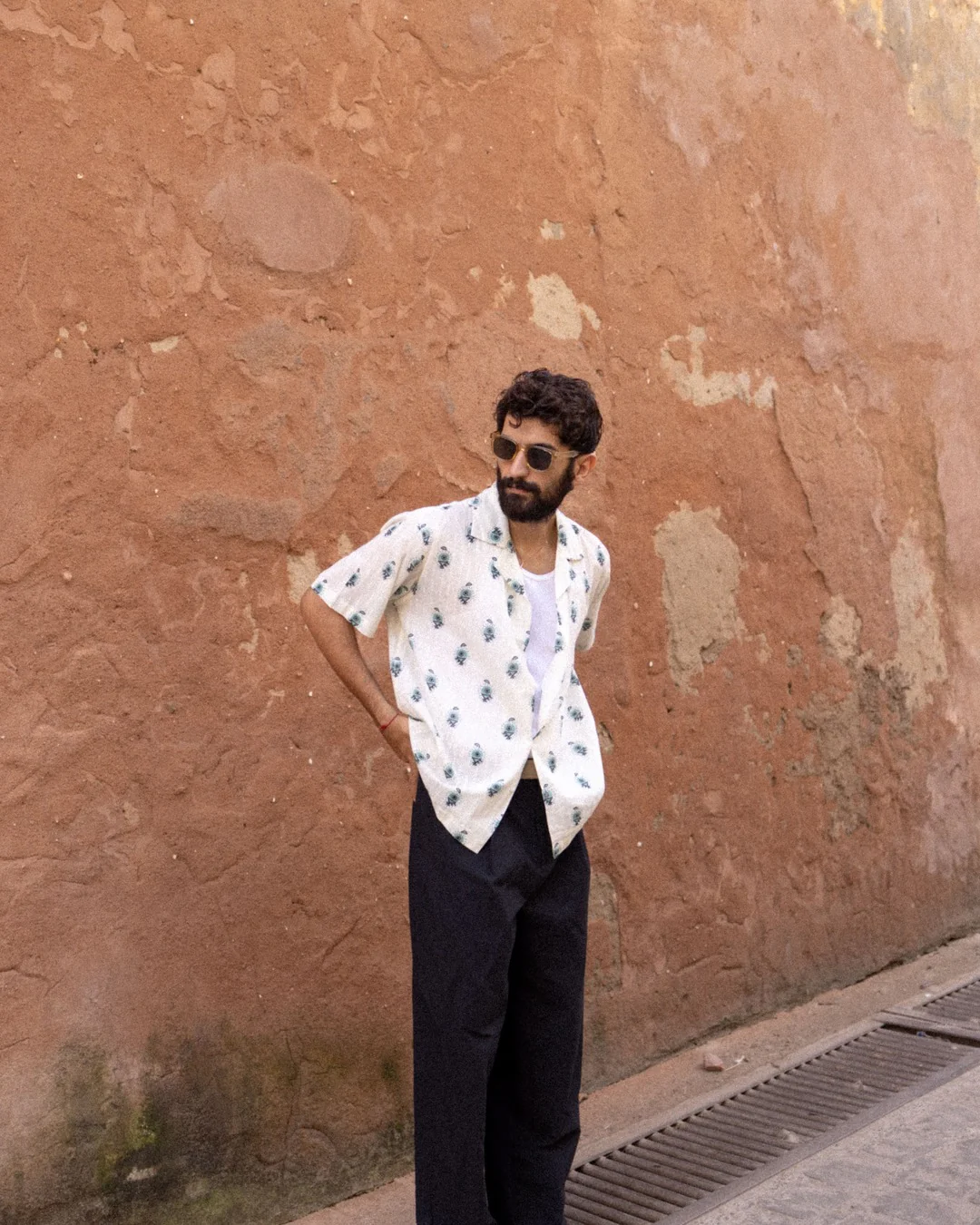 Off White Dobby Printed Shirt - Image 3